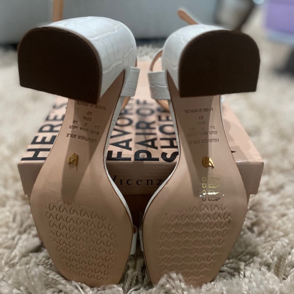 Vicenza white leather crocodile 4” heels - Picture 5 of 7